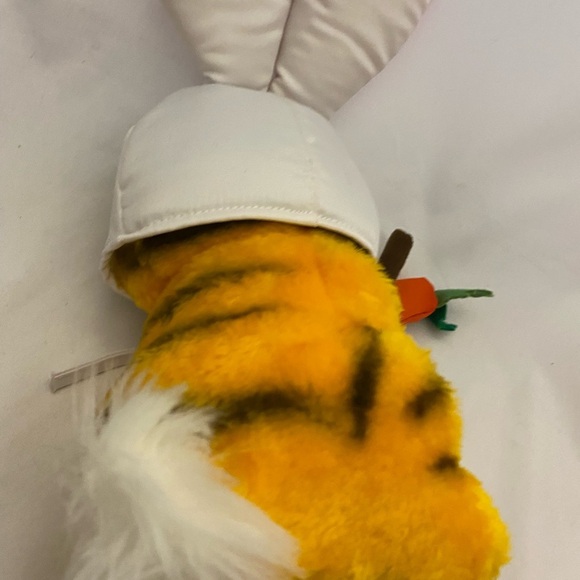 Vintage Garfield Easter Bunny Rabbit Ears Fishing Pole Dangling Carrot Dakin - Picture 11 of 15